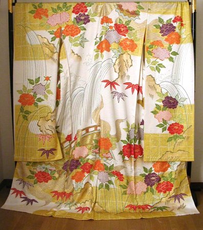 Furisode  NOUIMON