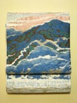 お茶を愛する人の帯 小野竹喬 山の風景